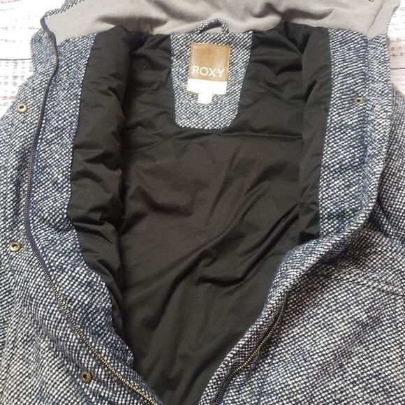 Roxy Women's "Standard Dawn" Jacket / Coat - Picture 8 of 14